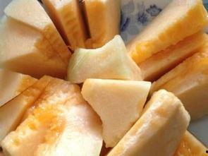 长期吃哈密瓜能喝牛奶吗